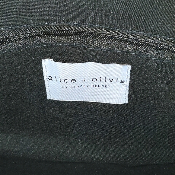 NWT Alice + Olivia Duffle Bag - Picture 5 of 14